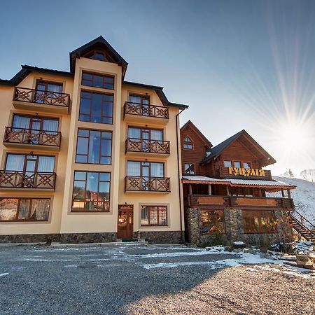 Hotel Gutsulia Bukovel Exterior photo